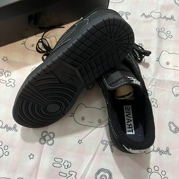 Travis Scott X Air Jordan 1 Low Black Phantom Sneakers - Picture 5 of 6